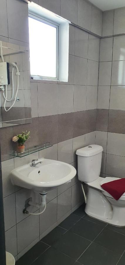 Pd Guesthouse Port Dickson Ngoại thất bức ảnh