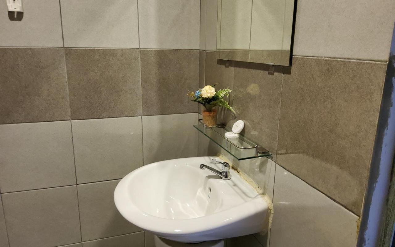 Pd Guesthouse Port Dickson Ngoại thất bức ảnh