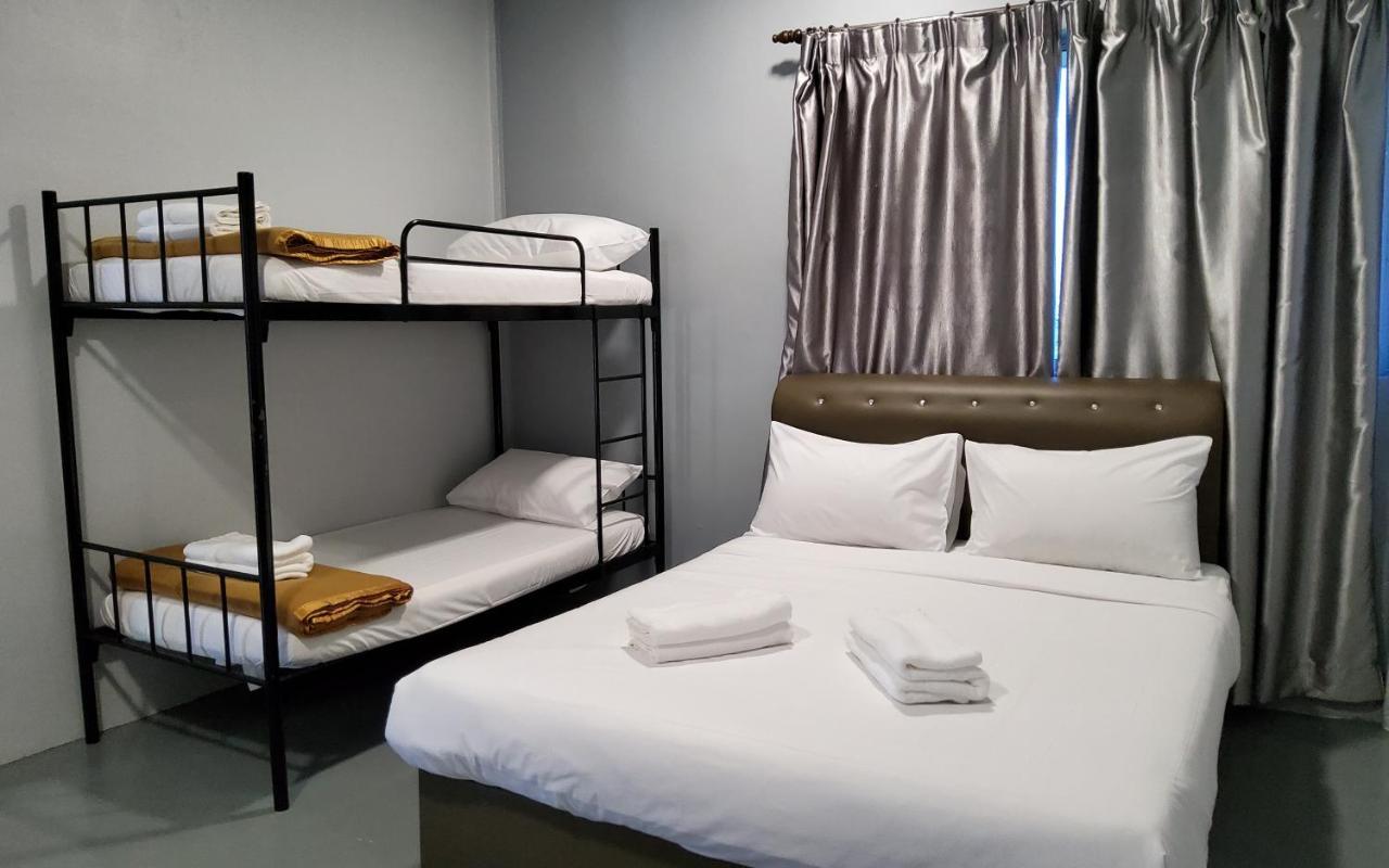 Pd Guesthouse Port Dickson Ngoại thất bức ảnh